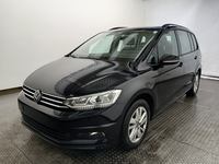 Pogled od napred levo