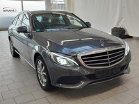 Вид спереди справа