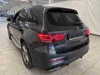 Вид сзади слева