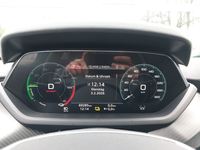 Pogled na kombinirani instrument