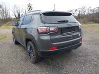 Pogled straga lijevo