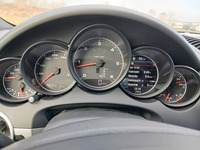 Pogled na kombinirani instrument