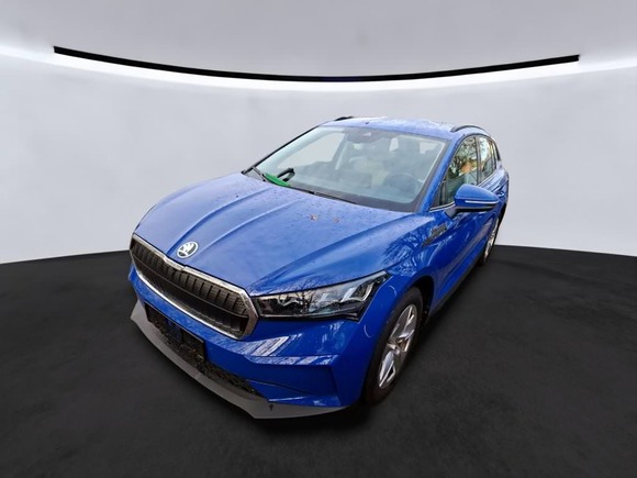 Pogled sprijeda lijevo