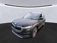 Pogled sprijeda lijevo