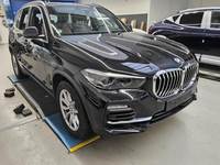 Náhled zpředu zprava