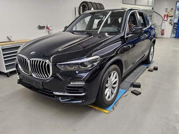 Náhled zpředu zleva