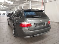 Pogled od pozadi levo