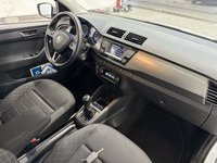 Вид на салон