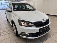 Вид спереди справа