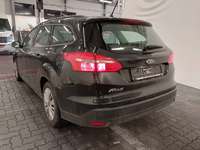 Вид сзади слева