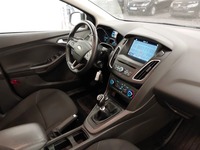 Вид на салон