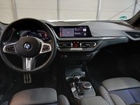 Вид на салон