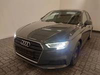 Pogled od napred levo