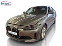 Pogled sprijeda lijevo