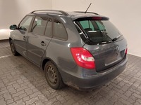 Pogled od pozadi levo