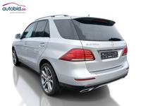 Pogled straga lijevo