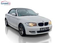 Pogled sprijeda desno