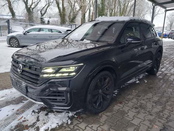 Pogled od napred levo