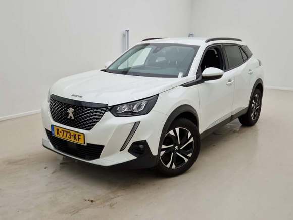 Pogled od napred levo