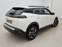 Pogled od pozadi desno