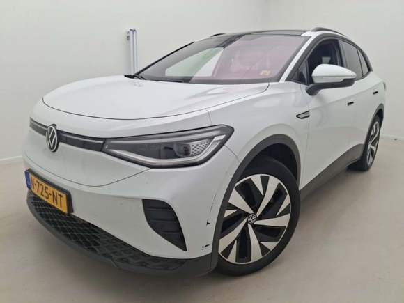 Pogled od napred levo