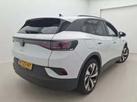 Pogled od pozadi desno