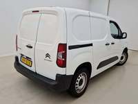 Pogled od pozadi desno