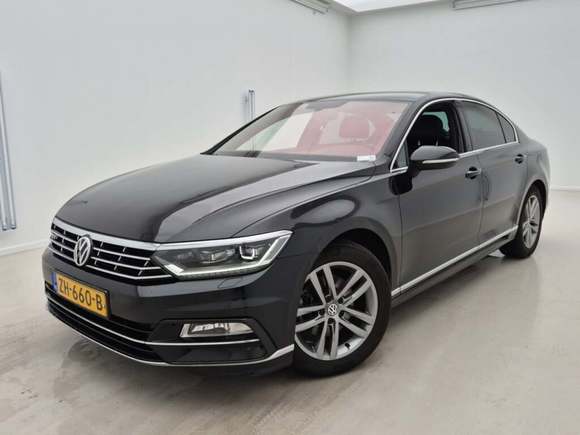 Pogled od napred levo