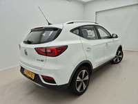 Pogled od pozadi desno