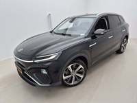 Pogled od napred levo