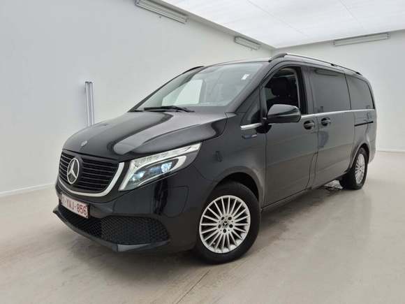 Pogled od napred levo