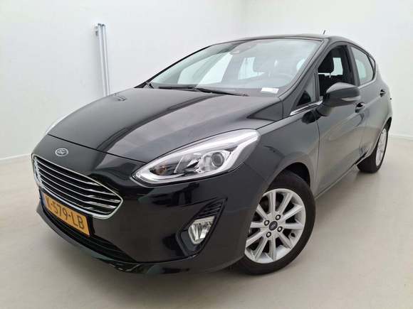 Pogled od napred levo