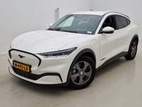 Pogled od napred levo