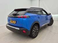 Pogled od pozadi desno