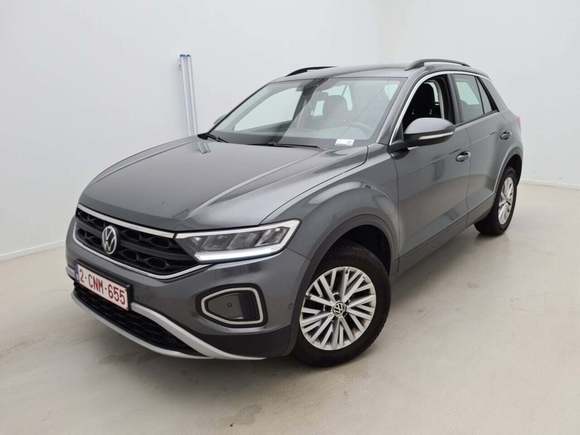 Pogled od napred levo