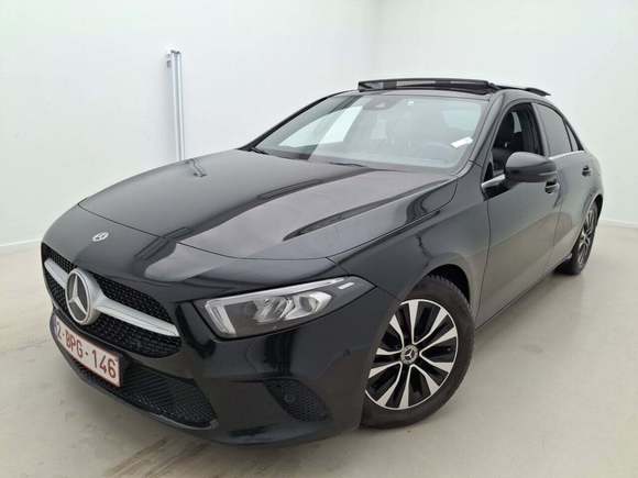 Pogled sprijeda lijevo