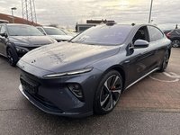 Pogled sprijeda lijevo