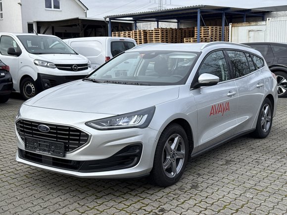 Pogled sprijeda lijevo