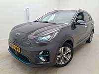 Pogled od napred levo