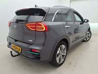 Pogled od pozadi desno