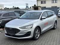 Pogled od napred levo