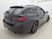 Pogled od pozadi desno