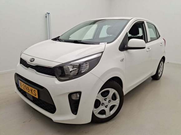 Pogled od napred levo