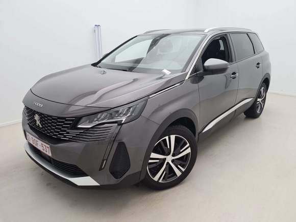 Pogled od napred levo