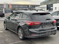 Вид сзади слева