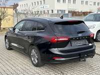 Pogled straga lijevo