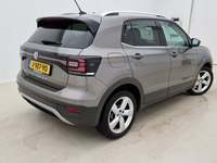 Pogled od pozadi desno