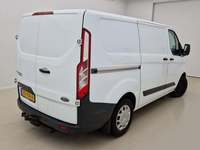 Pogled od pozadi desno