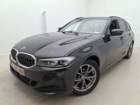 Pogled od napred levo