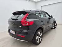 Pogled od pozadi desno